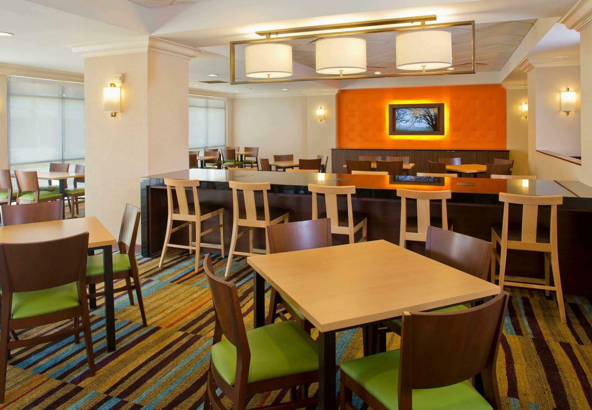 Fairfield Inn & Suites By Marriott Orlando Lake Buena Vista In The Marriott Village Exterior foto